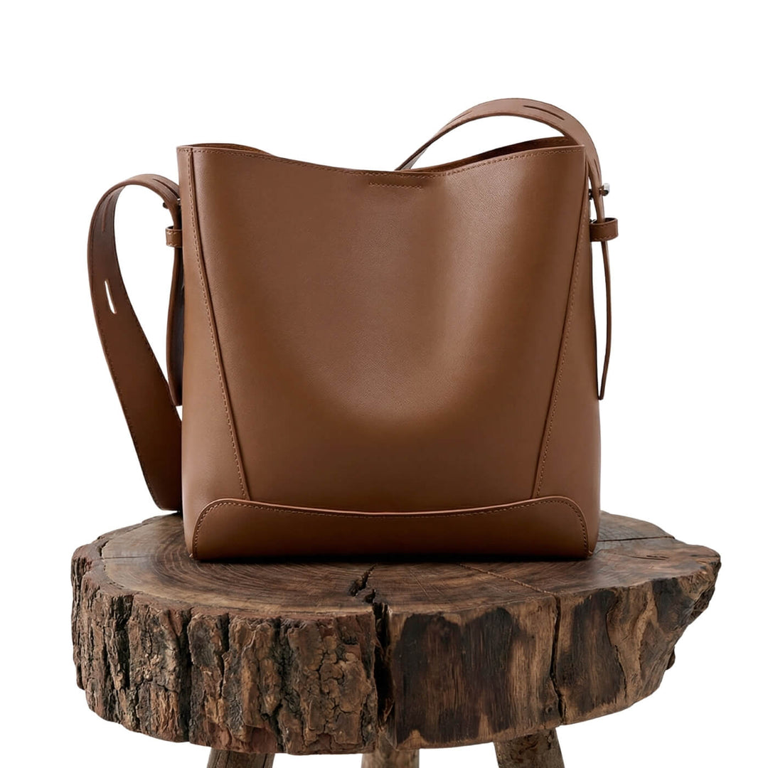 Chiara’s Modern Carry | Shoulder Bag